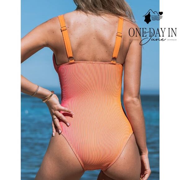 Cupshe Ribbed One Piece Swimsuit Size L - Picture 2 of 7